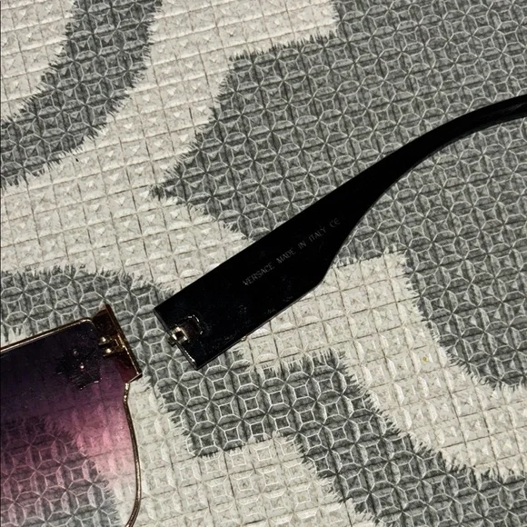 Oversized Versace Women's Gold and Black Sunglasses - Picture 6 of 9